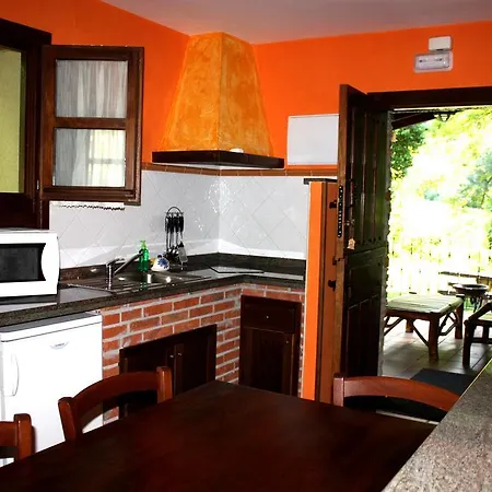 Auriz Turismo Rural Apartamento Pola de Somiedo